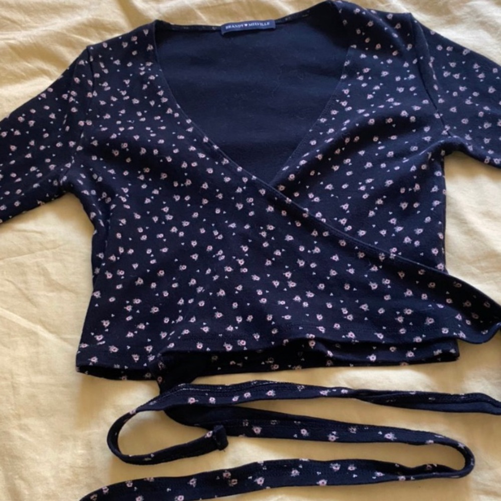 brandy melville long sleeve